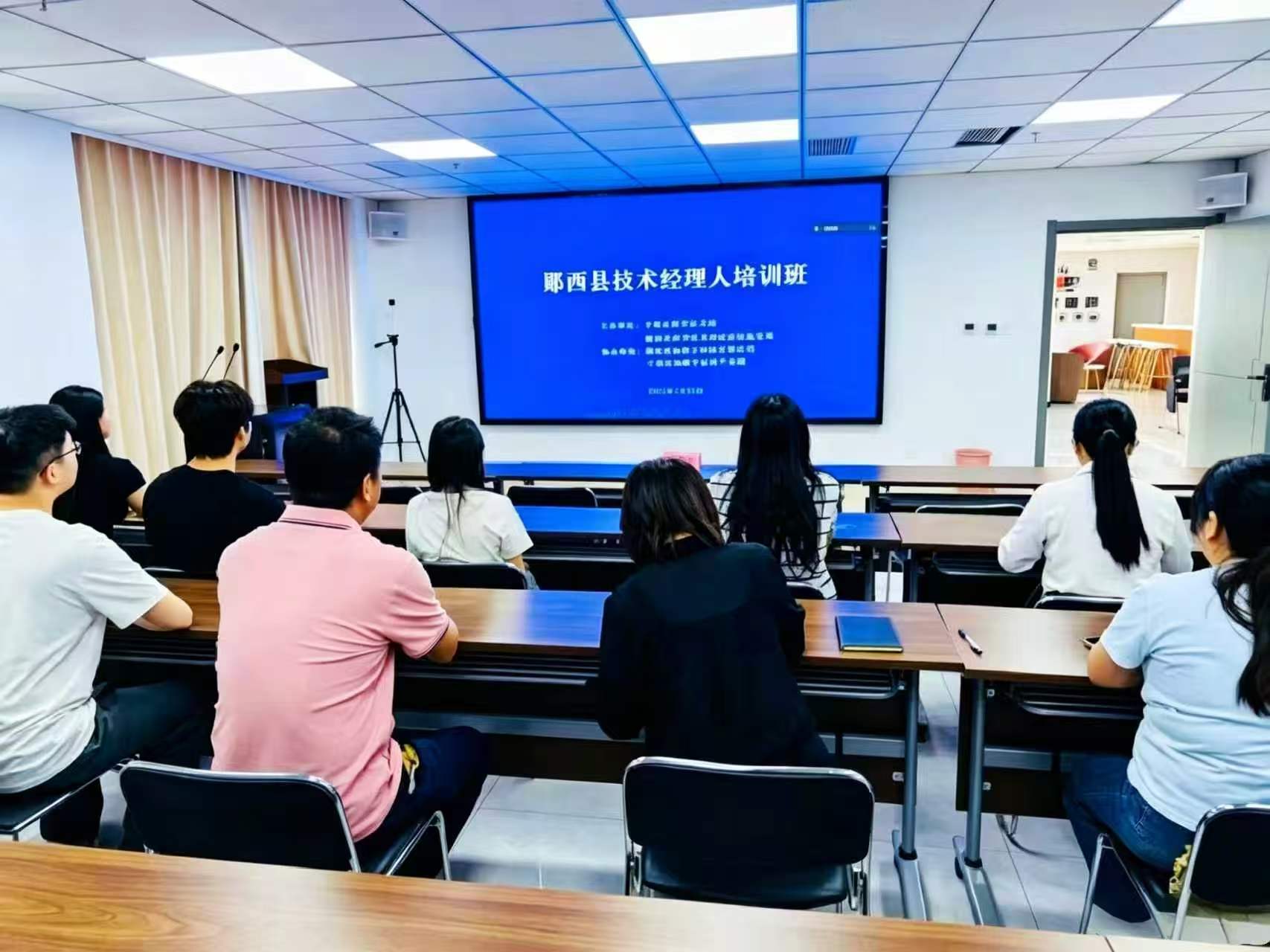 封面2.jpg